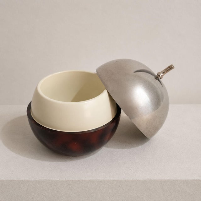 1970s Mid-Century Modern French Ice Bucket Metal and Bakelite Lucite For Sale - Image 4 of 8