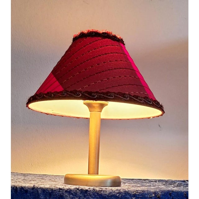 1980s Vintage Table Lamp with Brass-Colored Metal Base by Lamplove, 1980s For Sale - Image 5 of 8