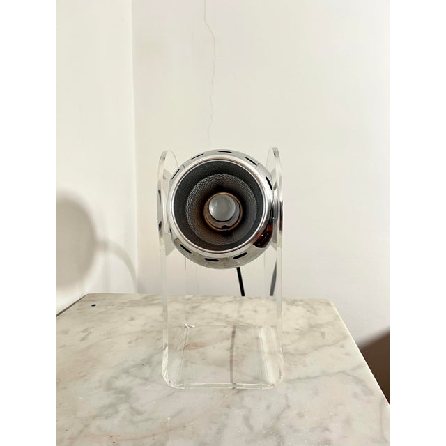 Vintage Space Age Acrylic Table Lamp by Gino Sarfatti for Arteluce, 1970s For Sale - Image 13 of 18