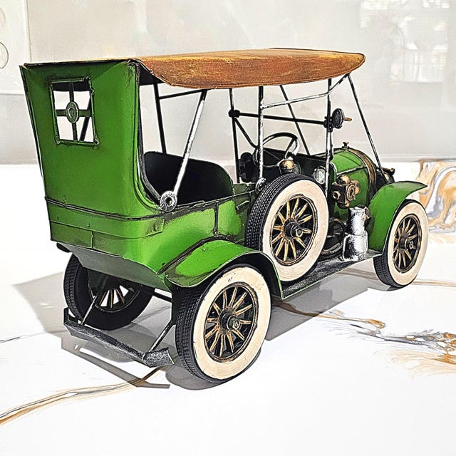 Vintage 1916 Chevrolet Baby Grand Touring Car Model – Decorative Collectible For Sale - Image 14 of 18