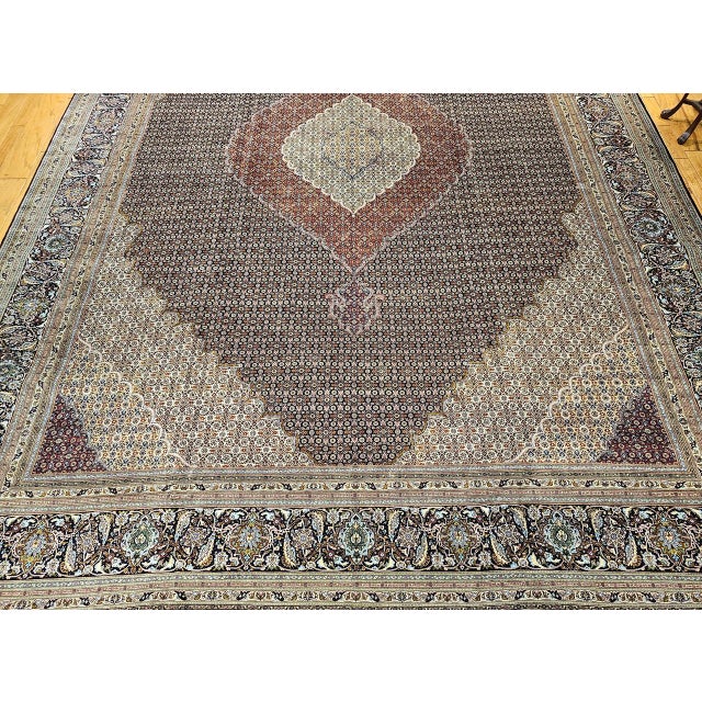 Early 20th Century Early 20th Century Tabriz Mahi Rug For Sale - Image 5 of 18