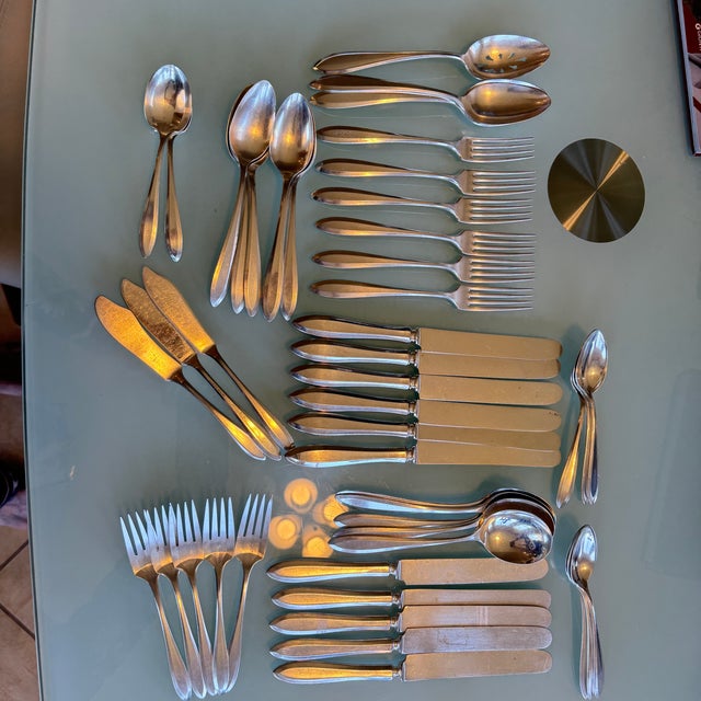 1930s Vintage Silverplate Patrician Art Deco - 48 pcs For Sale - Image 5 of 11