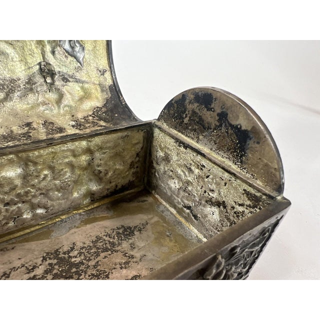 Kye or Jewelry Box Bronze Antique Raised Relief Ggleykauf Nurnberg Germany For Sale - Image 16 of 18