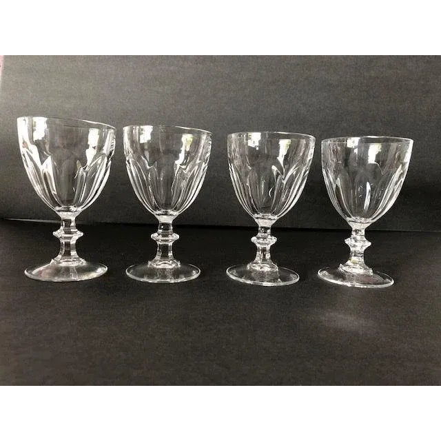 Vintage Set of 4 Clear Teardrop Cocktail Glasses, no makers mark in excellent condition. 2.75"D X 5"H