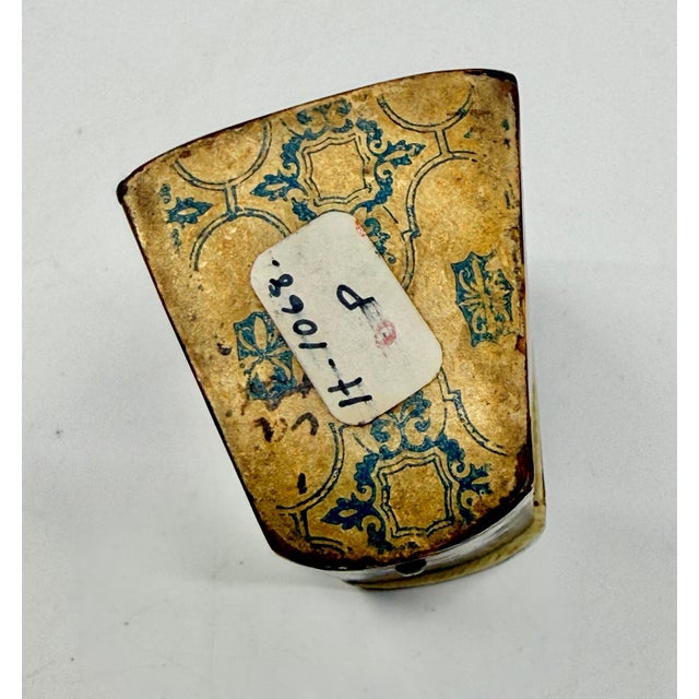 19th Century Pair of Victorian Horn Travel Perfume Boxes For Sale In Palm Springs - Image 6 of 15
