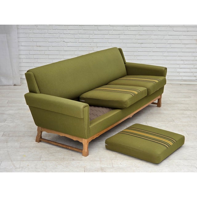 3-Seater Danish Sofa in Green Furniture Wool and Oak Wood, 1970s For Sale - Image 11 of 18