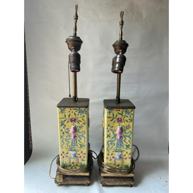 Chinoiserie Pair Early 20th Century Chinese Yellow Enameled Porcelain Vases Mounted as Lamps, Brass Mounts For Sale - Image 3 of 13