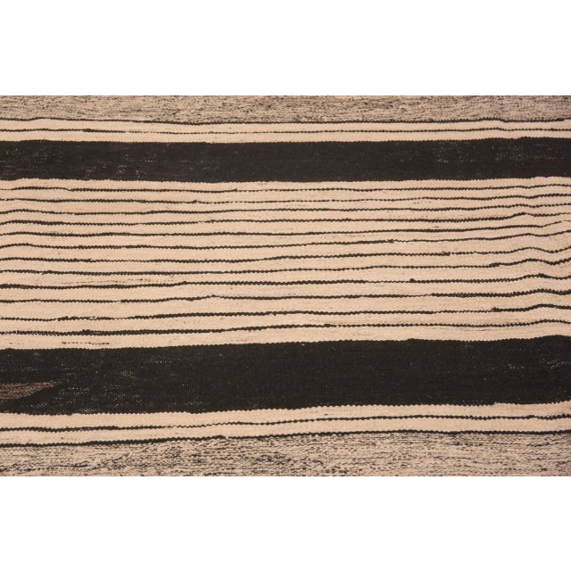 Abstract Nazmiyal Collection Modern Abstract Kilim Area Rug For Sale - Image 3 of 9
