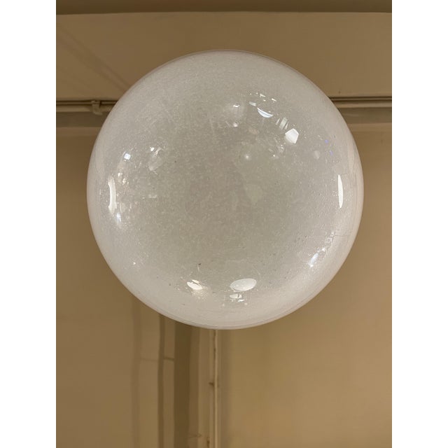 Gold Hand-Blown Pulegoso Murano Glass Globe Suspension in the style of Archimede Seguso For Sale - Image 8 of 9