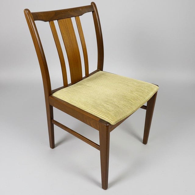 Vintage Nordic Chairs in Fabric, 1970, Set of 4 For Sale - Image 4 of 10