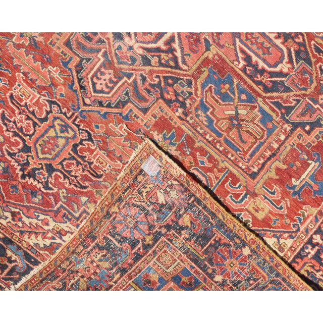 Heriz 1920s Antique Persian Rug W/ Large Geometric Medallion - 11'3" X 8'4" For Sale In Los Angeles - Image 6 of 7