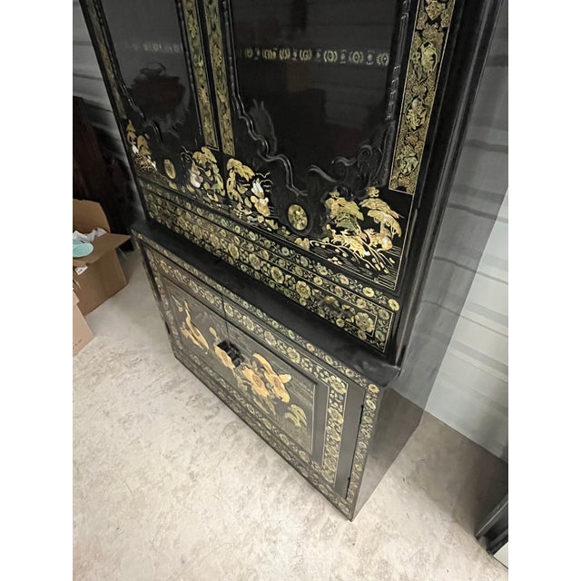 Black Vintage Korean 1960's Black Lacquer Chinoiserie Display Cabinet With Gilt Relief – 80” Tall Curio Vitrine For Sale - Image 8 of 10