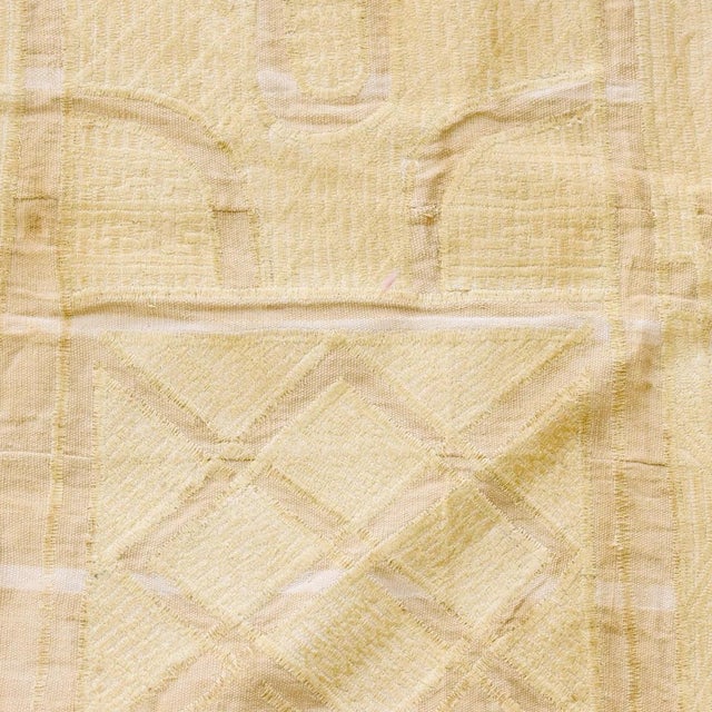 Early 20th Century Early 20th Century Hausa Beige Embroidered Boubou Shirt Nigeria For Sale - Image 5 of 14