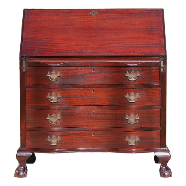 Antique Maddox Colonial Mahogany Oxbow Slant-Front Secretary Desk – Chippendale Style For Sale