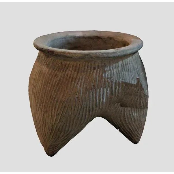 Drawn inspiration from traditional Chinese worship vessel, this decorative vessel has a sculptured look, an unique earth...