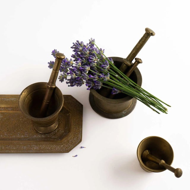 Rustic European Vintage Miniature Brass Mortar & Pestle Collection For Sale - Image 3 of 12