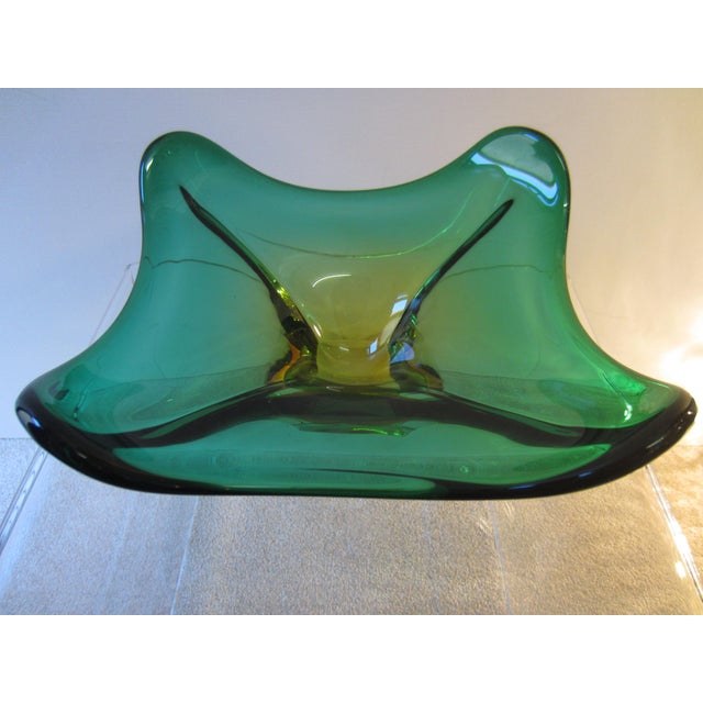 1970s Large Sommerso Murano Glass Bowl from Seguso, 1960s For Sale - Image 5 of 5