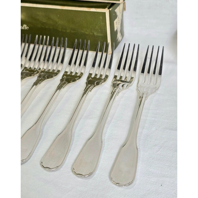 Mid-Century Versailles Flatware in Silver-Plated Metal from Christofle, 1950s, Set of 87 For Sale - Image 13 of 18