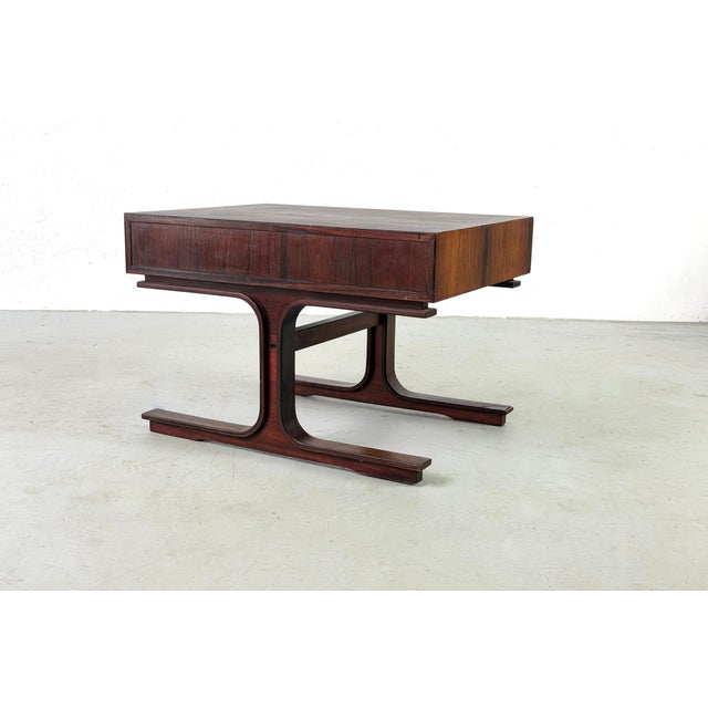 Mid-Century Modern Model 554 Coffee Table by Gianfranco Frattini for Bernini, 1960s For Sale - Image 3 of 14