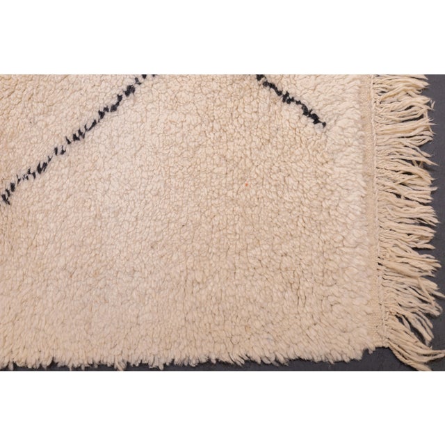 Beige Fine Vintage Moroccan Wool Rug 5'8'' X 8'6'' For Sale - Image 8 of 8