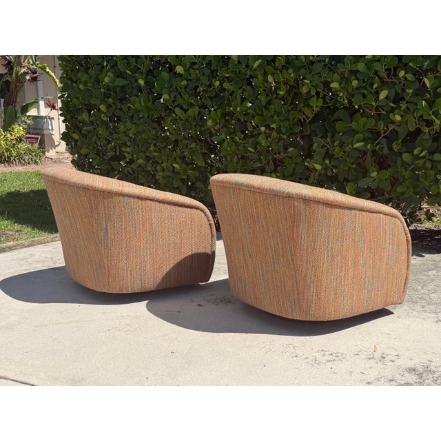 Late 20th Century Vintage Milo Baughman Style Sculptural Swivel Barrel Lounge Chairs by Classic Gallery, Pair For Sale - Image 5 of 15