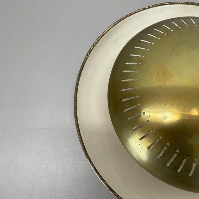 Round Brass Wall Ceiling Light in the style of Gino Sarfatti, Italy, 1950s For Sale - Image 9 of 18
