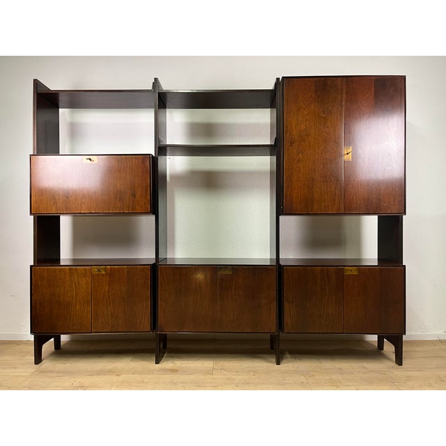 Freestanding Bookcase in Wood and Brass from Vittorio Dassi, 1960s For Sale - Image 9 of 9