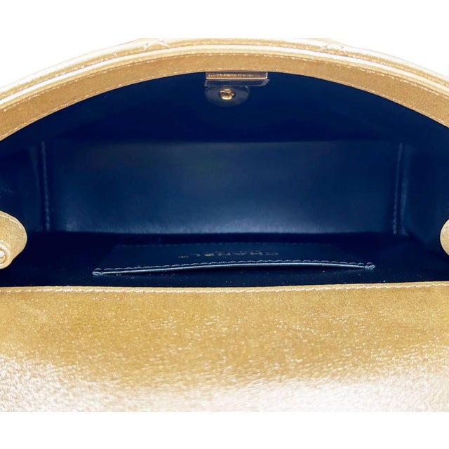 Chanel Gold Shimmer Crystal CC Handle Crossbody 2 Way Bag For Sale In Los Angeles - Image 6 of 7