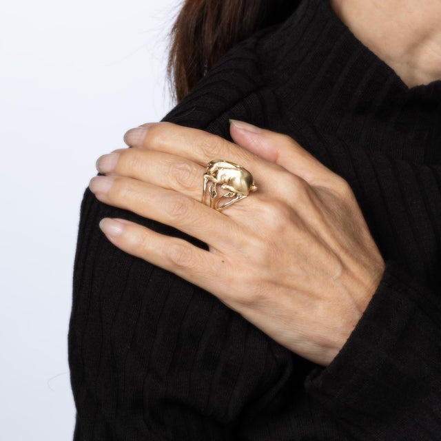 Metal 70s Vintage Bunny Rabbit Ring 10k Yellow Gold Heavy 16.2gm Animal Jewelry For Sale - Image 7 of 8