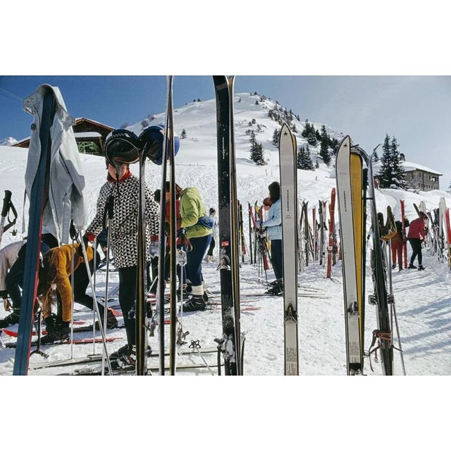 Skiers At Gstaad 1969 by Slim Aarons Slim Aarons Limited Estate Edition Skiers at Gstaad, Switzerland, 1969. unframed c...