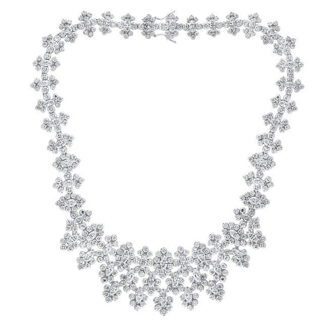 55 Ct Diamond Bridal Necklace 18 Karat White Gold 107 Gm, Estate For Sale In New York - Image 6 of 8