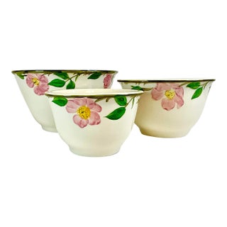 Mid-Century Americana Boho Chic Franciscan Desert Rose Mixing Bowls - Set of 3. For Sale