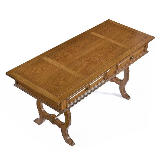 This English Regency style pecan writing desk by Thomasville would be perfect in any room. Desk, console, or entryway...