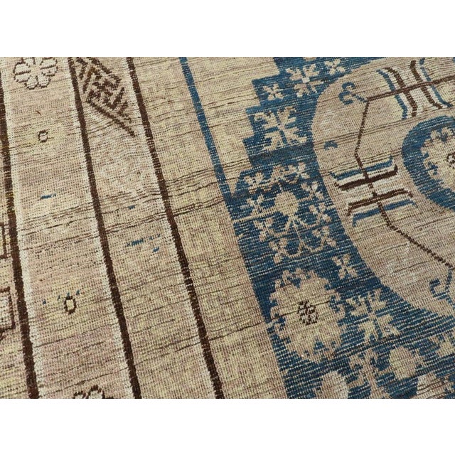 Galerie Shabab Collection Late 19th Century East Turkestan Khotan Gallery Carpet For Sale In New York - Image 6 of 10