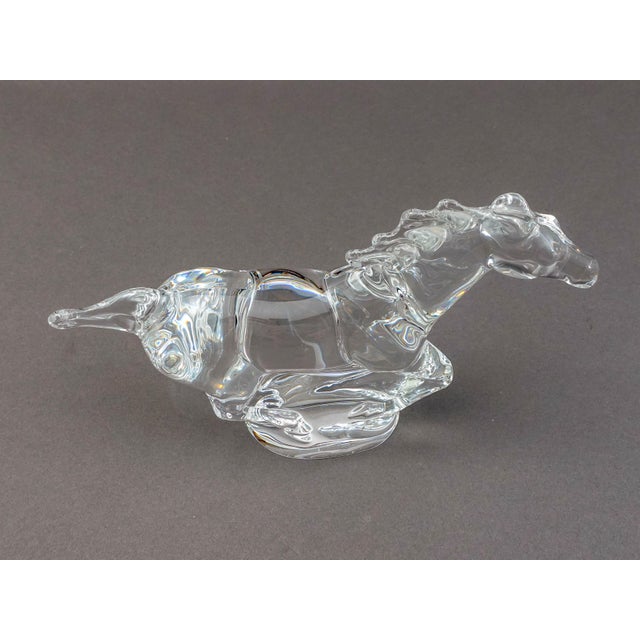 Mid 20th Century Steuben Crystal Signed Peter Drobny Full Gallop Horse Glass Figurine Sculpture For Sale In Miami - Image 6 of 8
