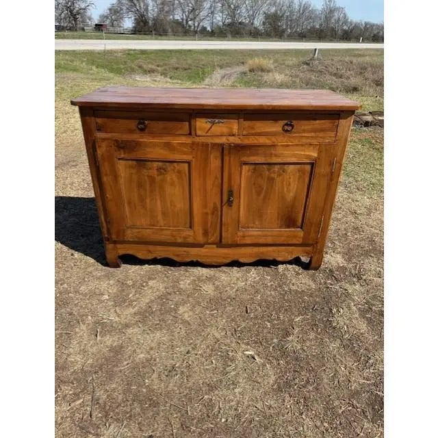 18th Century French Country Louis XV Walnut Sideboard / Buffet For Sale - Image 4 of 18