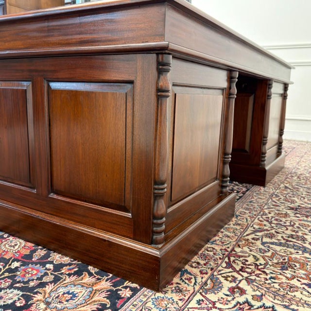 Metal Large Classic English Desk in Leather For Sale - Image 7 of 18