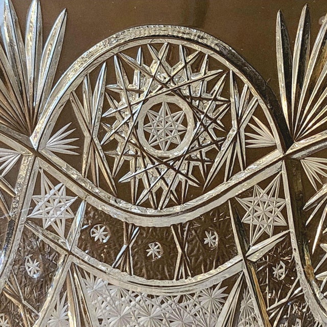 Grandeur Brilliant Cut Crystal Peony Centerpiece Vase For Sale In New York - Image 6 of 16