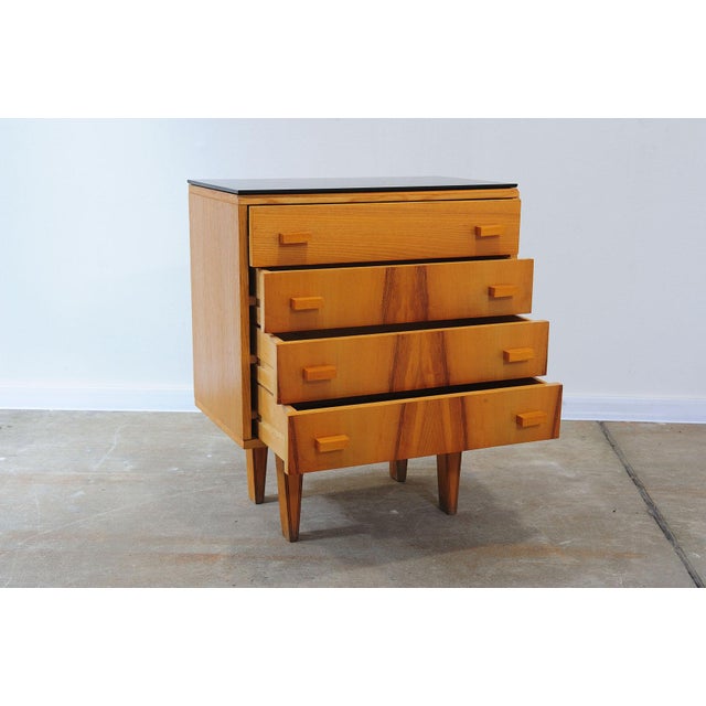 Wood Mid-Century Nightstands in Ash Veneer & Black Glass by František Mezulánik for Nový Domov, Czechoslovakia, 1970s, Set of 2 For Sale - Image 7 of 18