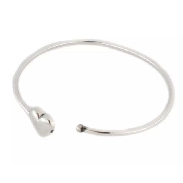 Tiffany & Co. Sterling Silver Heart Wire Bangle Bracelet For Sale In Miami - Image 6 of 6