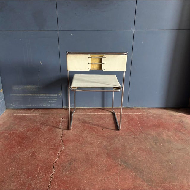 Mid-Century Modern Vintage Cream Leather Stackable Chairs attributed to Giovanni Carini for Planula, Italy, Early 1970s, Set of 4 For Sale - Image 3 of 6