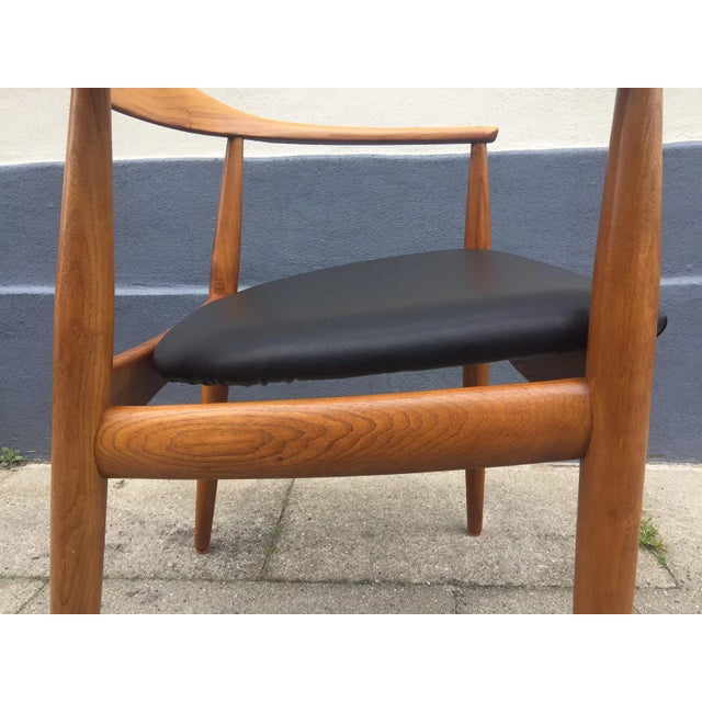 Danish Mid-Century Elm Armchair by Illum Wikkelsø for Niels Eilersen, 1950s For Sale - Image 8 of 11
