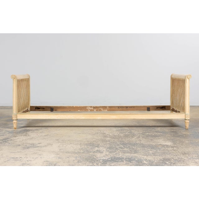 Early 20th Century French Louis XVI Style Painted Cane Daybed For Sale - Image 18 of 18