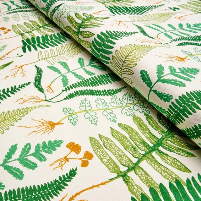 Schumacher Sample - Schumacher Halcott Indoor/Outdoor Fabric in Green For Sale - Image 4 of 4