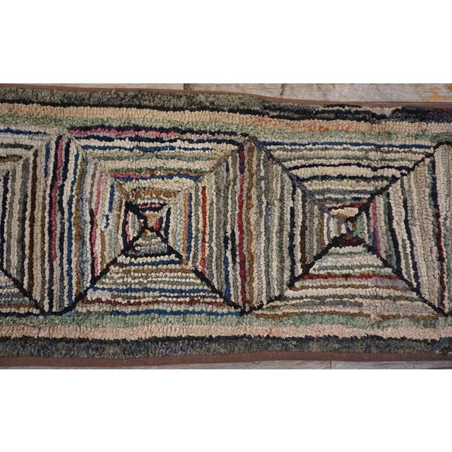 1900s Tan Ecru Log Cabin Folk Art Antique American Hooked Rug 1'6'' X 20'2'' Woven Carpet Runner For Sale - Image 10 of 12