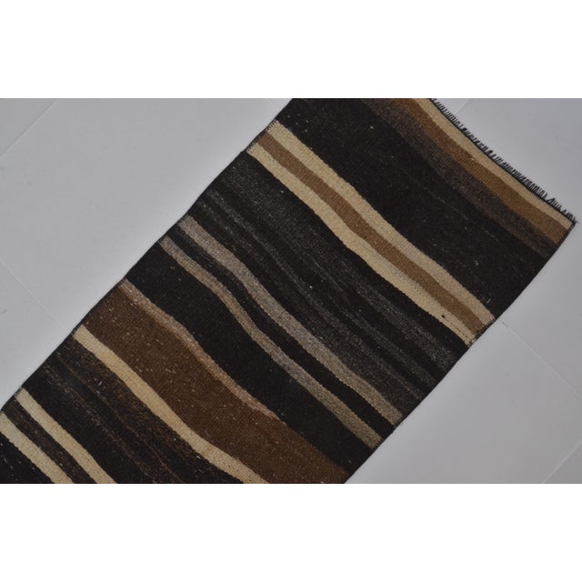 1960s Organic Gor Hait Turkish Kilim Runner For Sale - Image 10 of 10