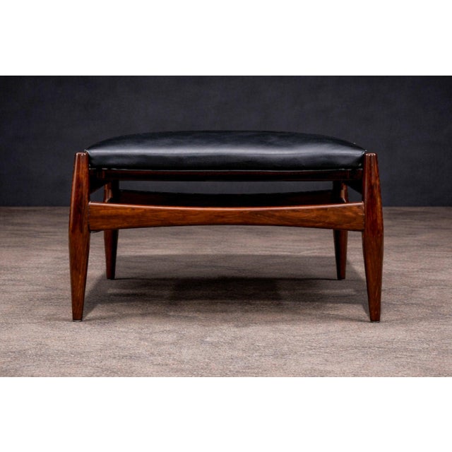 Wood Ottoman in Rosewood & Leather, Liceu De Artes, 1960s For Sale - Image 7 of 10