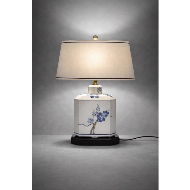 Mid 20th Century Vintage Blue & White Chinoiserie Porcelain Table Lamp – Hand-Painted Bird Motif – Oval Shade Coastal Regency (Sku 270) For Sale - Image 5 of 7