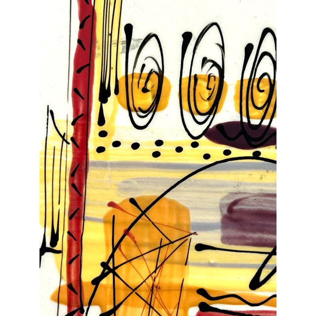 Memphis Movement Staropoli Triangular End or Side Table With Abstract Colourful Ceramic Tile Top For Sale - Image 11 of 13
