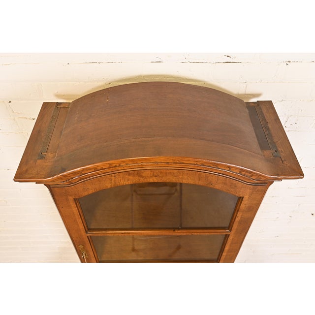 Henredon Georgian Banded Oak Drop Front Secretary Desk With Bookcase Hutch For Sale - Image 11 of 14